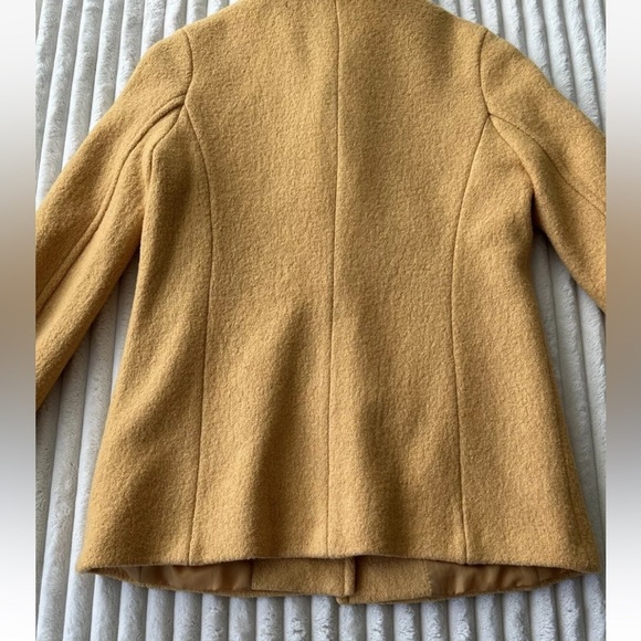 Lands' End Womens Boucle Coat Mustard Yellow Regular Size 6 EUC Wool Blend - Picture 5 of 9